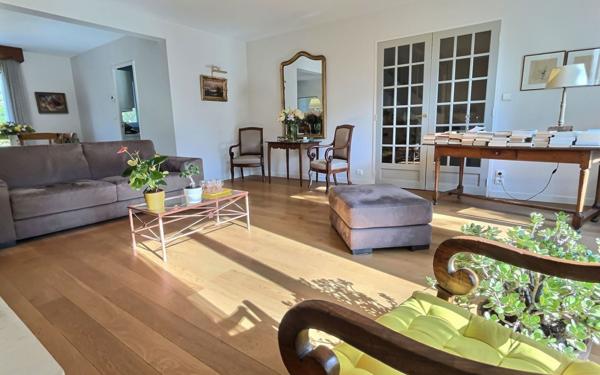 Maison à vendre    6 pièces •  Mennecy