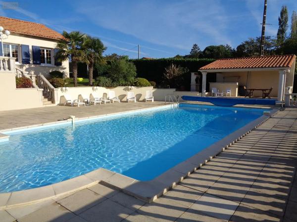 Achat - Maison Les Herbiers 85500 6 pièces 110 m 2 3099 m 2
