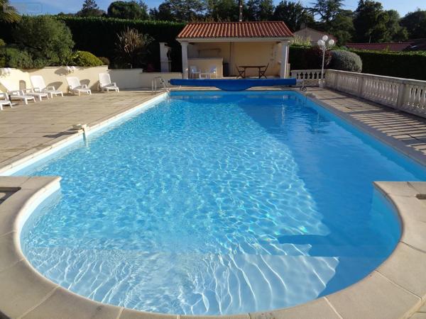 Achat - Maison Les Herbiers 85500 6 pièces 110 m 2 3099 m 2