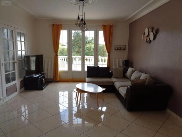 Achat - Maison Les Herbiers 85500 6 pièces 110 m 2 3099 m 2