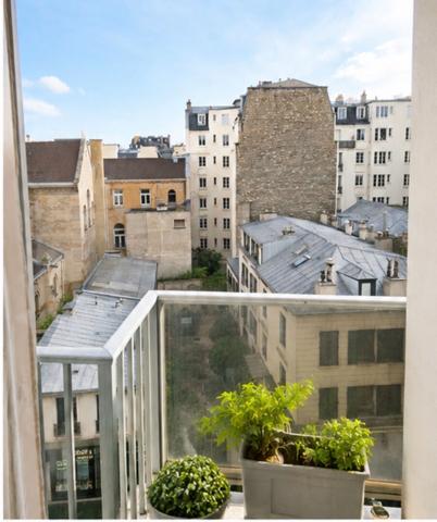 Appartement grand studio 75016