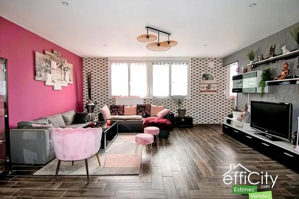 Maison 8 pièces - 220 m²