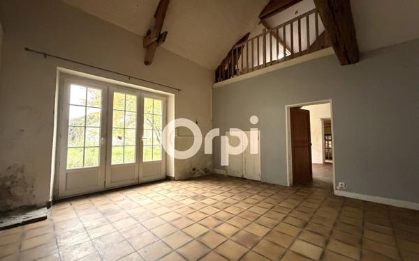 Maison à vendre    6 pièces • 265 m2 Soissons