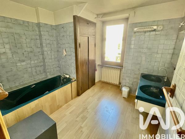 Maison à vendre 7 pièces 194 m² Satillieu