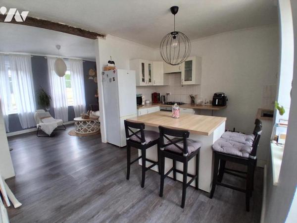 MAISON CENTRE-VILLE - 2 CHAMBRES - BUREAU