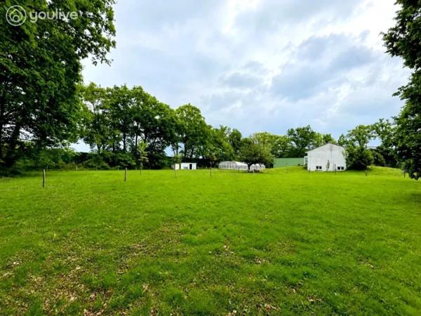 Terrain à bâtir de 2680 m² DIVISIBLE AU POIRÉ-SUR-VIE 🌳