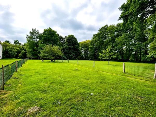 Terrain à bâtir de 2680 m² DIVISIBLE AU POIRÉ-SUR-VIE 🌳