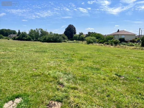 Terrain à Batir à vendre à Saint-Loup-sur-Semouse en Haute-Saône (70800), ref : 1012679