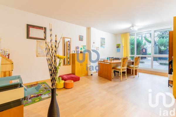 Appartement 4 pièces de 87 m² à Évry (91000)