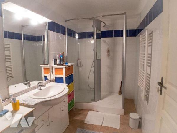EN EXCLUSIVITE RESIDENCE LES SENORIALES VILLA  EN DUPLEX DE 125M² habitables comprenant au rdc ...