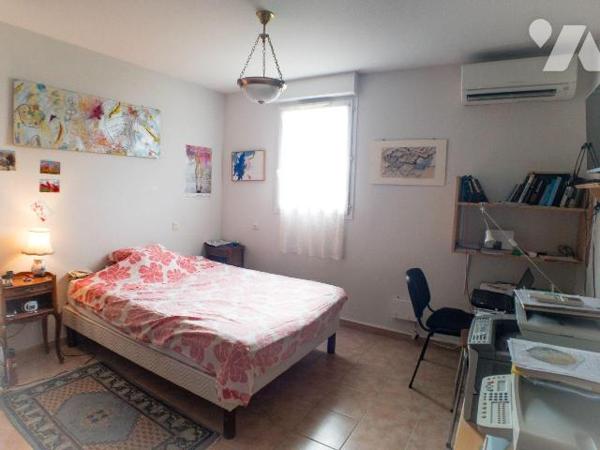 EN EXCLUSIVITE RESIDENCE LES SENORIALES VILLA  EN DUPLEX DE 125M² habitables comprenant au rdc ...