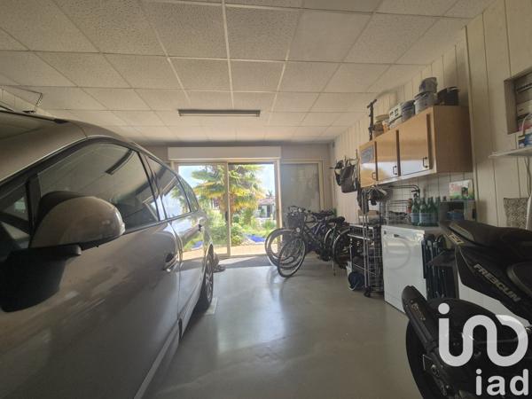 Maison traditionnelle 7 pièces de 173 m² à Ingrandes (86220)