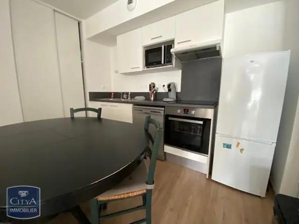 Appartement à louer 3 pièces 66.8m² Couëron (44220)