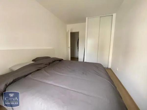 Appartement à louer 3 pièces 66.8m² Couëron (44220)