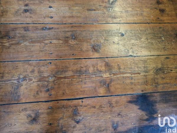 Maison 4 pièces de 163 m² à Vélines (24230)