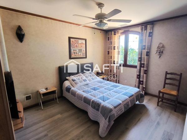 Maison 6 pièces de 145m² avec piscine