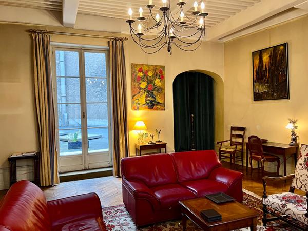 EXCLUSIF SUR PLATEAU CENTRAL !