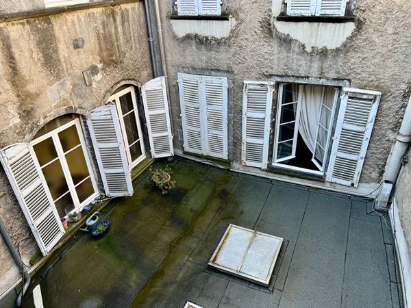 EXCLUSIF SUR PLATEAU CENTRAL !