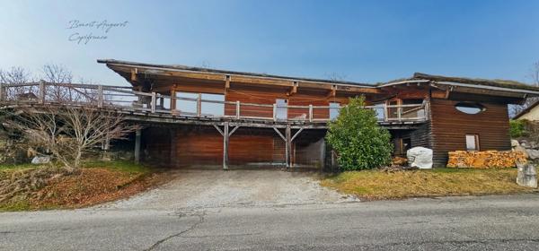 À vendre, Hauteurs du GROISY (Haute-Savoie)– Maison écologique 180m² avec vue panoramique Terrain 1500m²