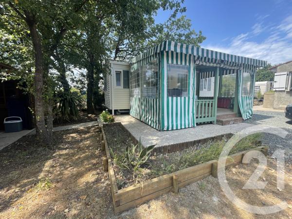Terrain à vendre  552,78 m 2   ST GEORGES D OLERON  - 17