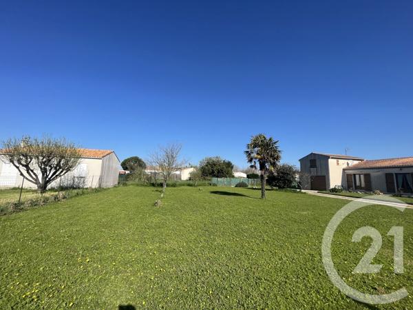 Terrain à vendre  552,78 m 2   ST GEORGES D OLERON  - 17