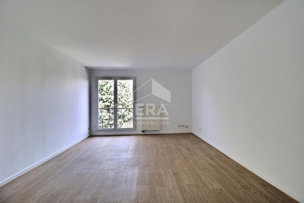 Appartement 3 pièces d'exception à L'Île-Saint-Denis - Calme et Confort