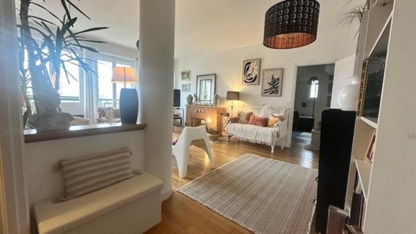 Bel appartement entièrement rénové