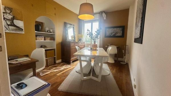 Bel appartement entièrement rénové