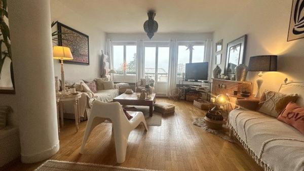 Bel appartement entièrement rénové