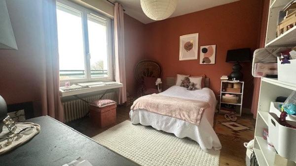 Bel appartement entièrement rénové