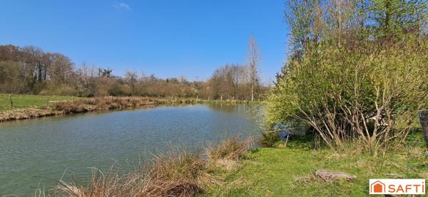 Maison de campagne sur 1,5 ha et plan d'eau