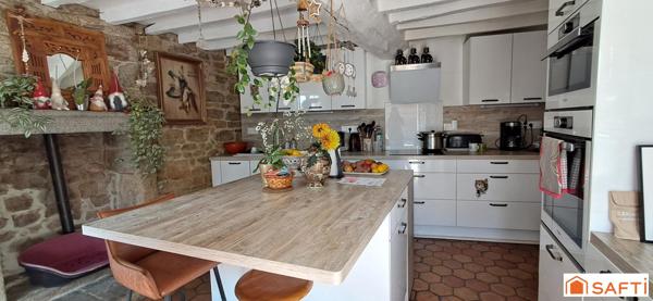 Maison de campagne sur 1,5 ha et plan d'eau