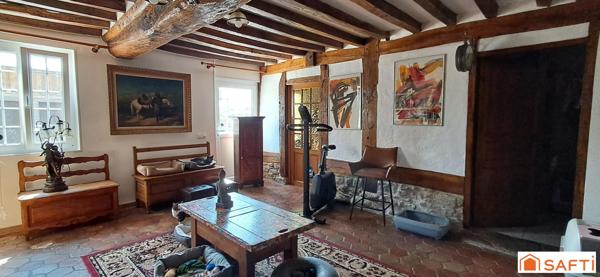 Maison de campagne sur 1,5 ha et plan d'eau