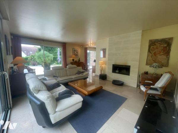 MATHIEU CAEN NORD MAISON DE 9 PIECES