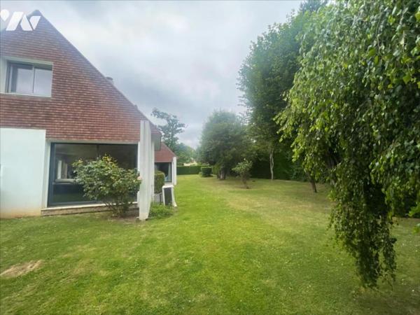 MATHIEU CAEN NORD MAISON DE 9 PIECES