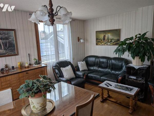 Maison de type 4 p+ cuisine sur sous-sol complet sur 1663 m² 