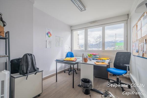 Immeuble à vendre ECHIROLLES (38)