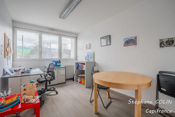 Immeuble à vendre ECHIROLLES (38)