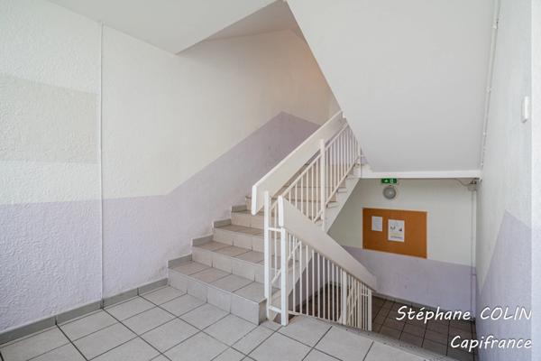 Immeuble à vendre ECHIROLLES (38)