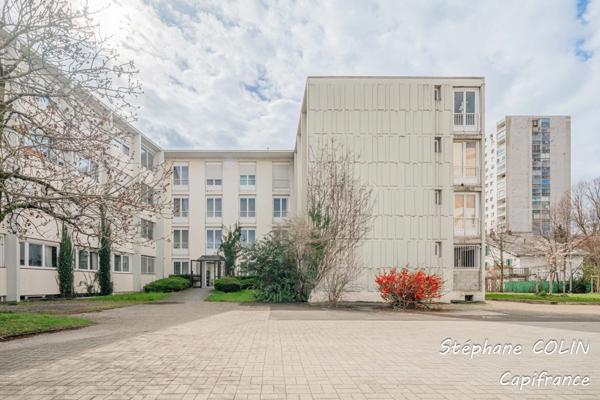 Immeuble à vendre ECHIROLLES (38)