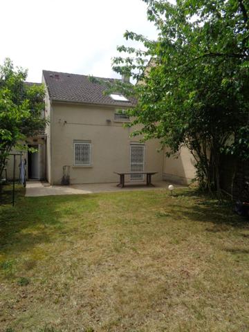 Très belle Maison proche Gare RER Cergy-Saint-Christophe