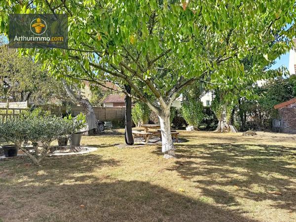 Vente                                                      Maison
                        
                     9 pièces                      193 m2                     à Eaubonne