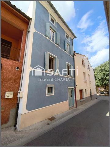 Maison de ville rénovée avec goût.