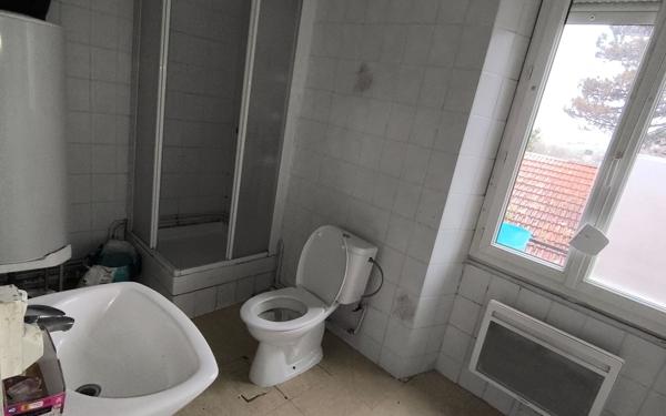 Immeuble à vendre    8 pièces • 212,39 m2 Montmirail