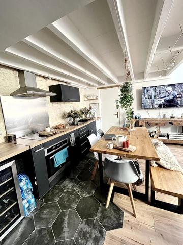 Location                                                      Maison
                        
                     4 pièces                      57 m2                     à Chaumontel