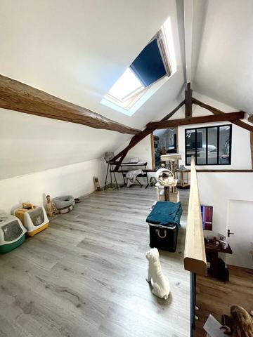 Location                                                      Maison
                        
                     4 pièces                      57 m2                     à Chaumontel