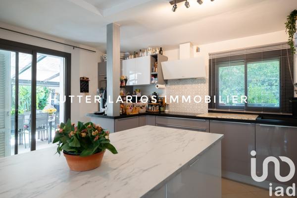 Maison à vendre 4 pièces 110 m² Solliès-Ville