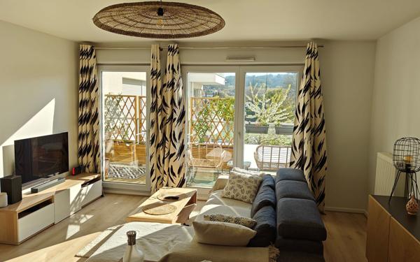 Appartement à vendre    4 pièces • 78,54 m2 Poissy