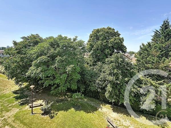 Appartement F3 à vendre  3 pièces - 59,44 m 2   BONDY  - 93