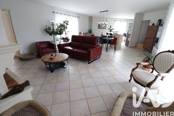 Maison à vendre 7 pièces 138 m² Le Fouilloux